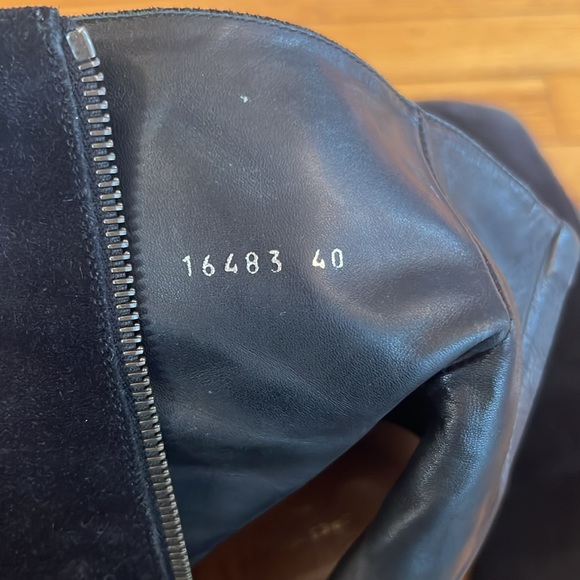 Dries Van Noten Suede Side-Zip Boots - Picture 7 of 8